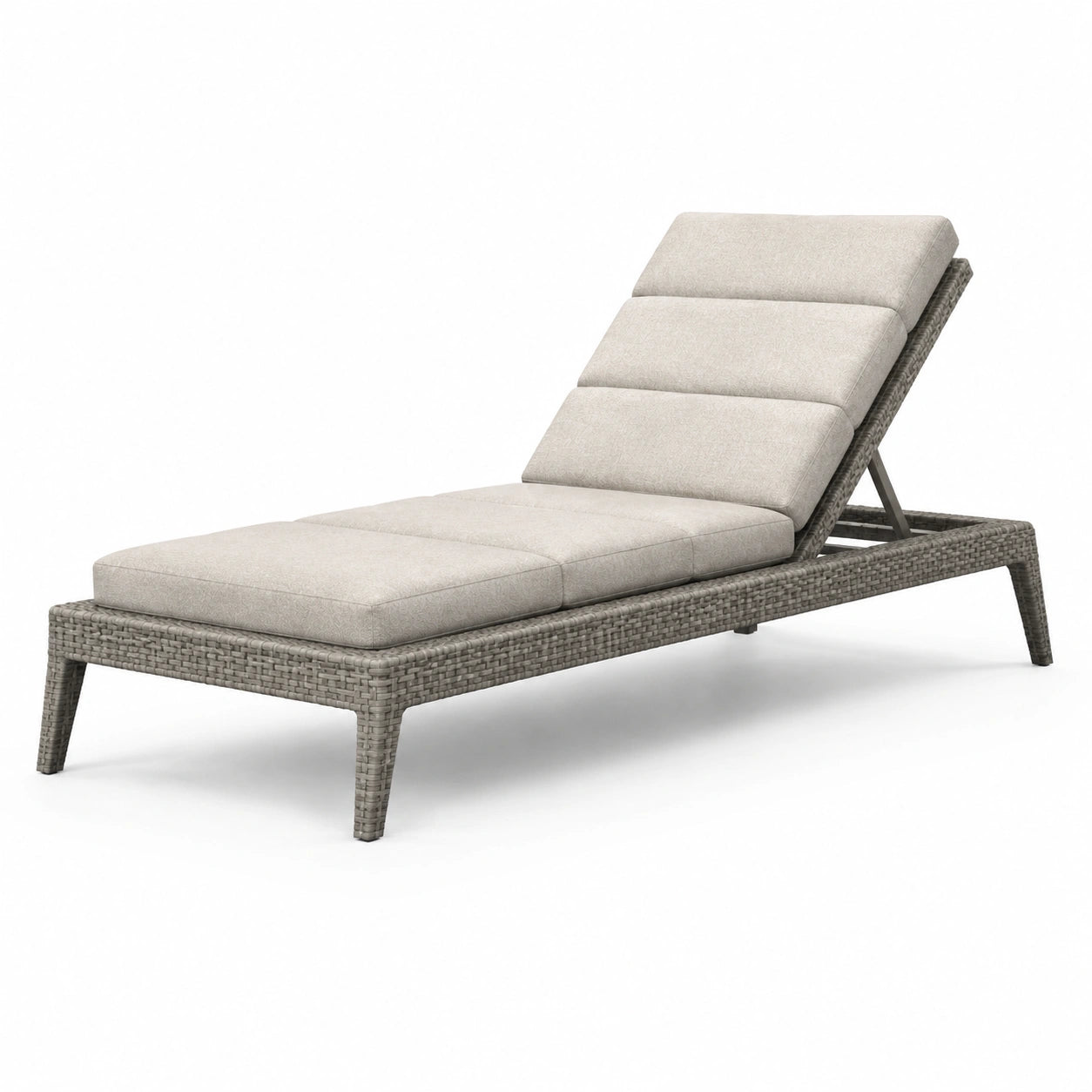 Lettino prendisole in rattan con cuscini in tessuto grigio